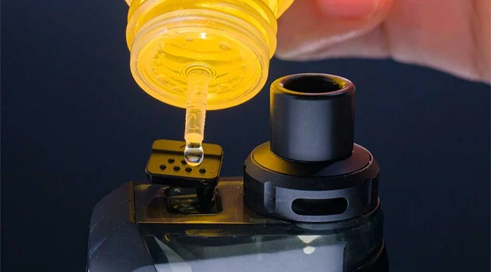https://www.vapostore.com/img/cms/Photos%20fiches/kit%20Aegis%20Hero%20Geekvape/aegis-hero-filling.jpg