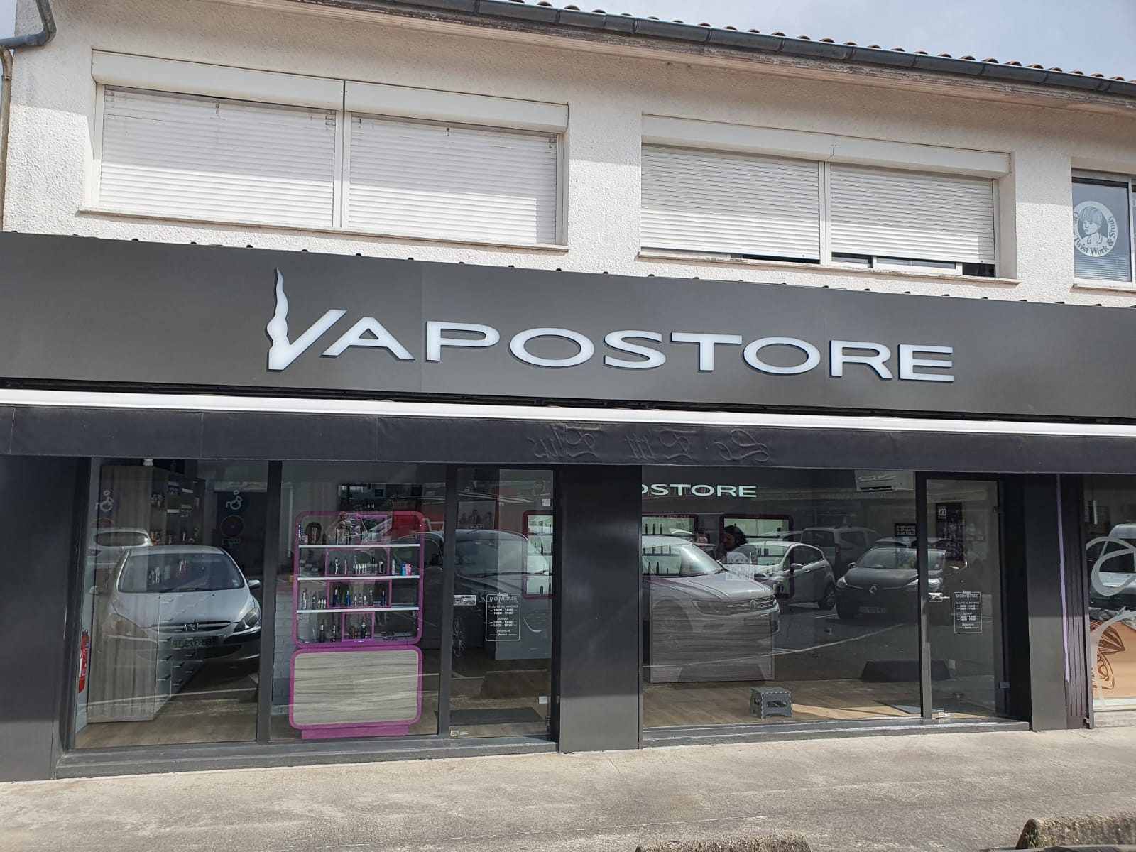 Voir notre boutique de cigarette électronique à Pessac (33)